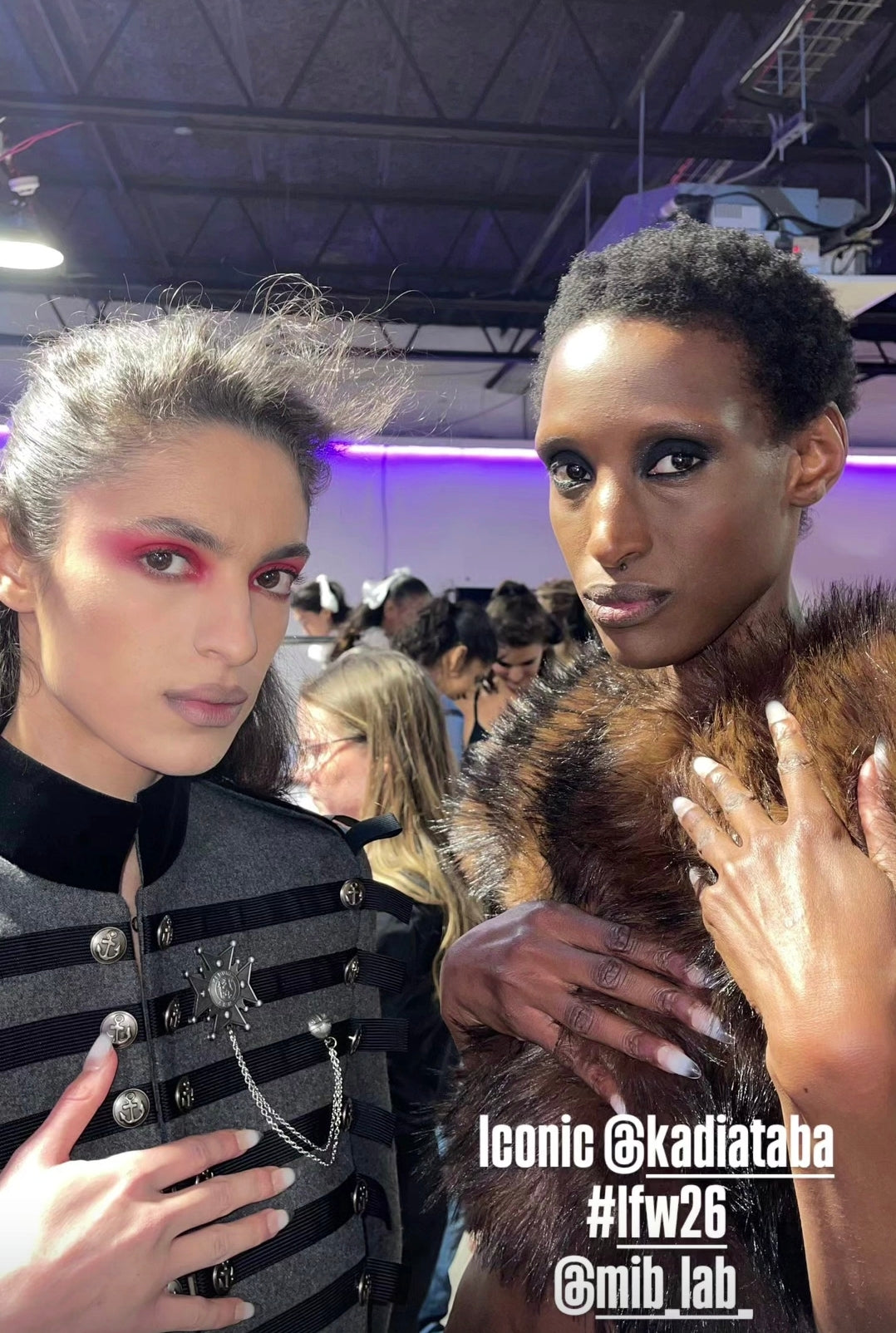 MIB LAB à la London Fashion Week : des press-on nails premium du quotidien au runway