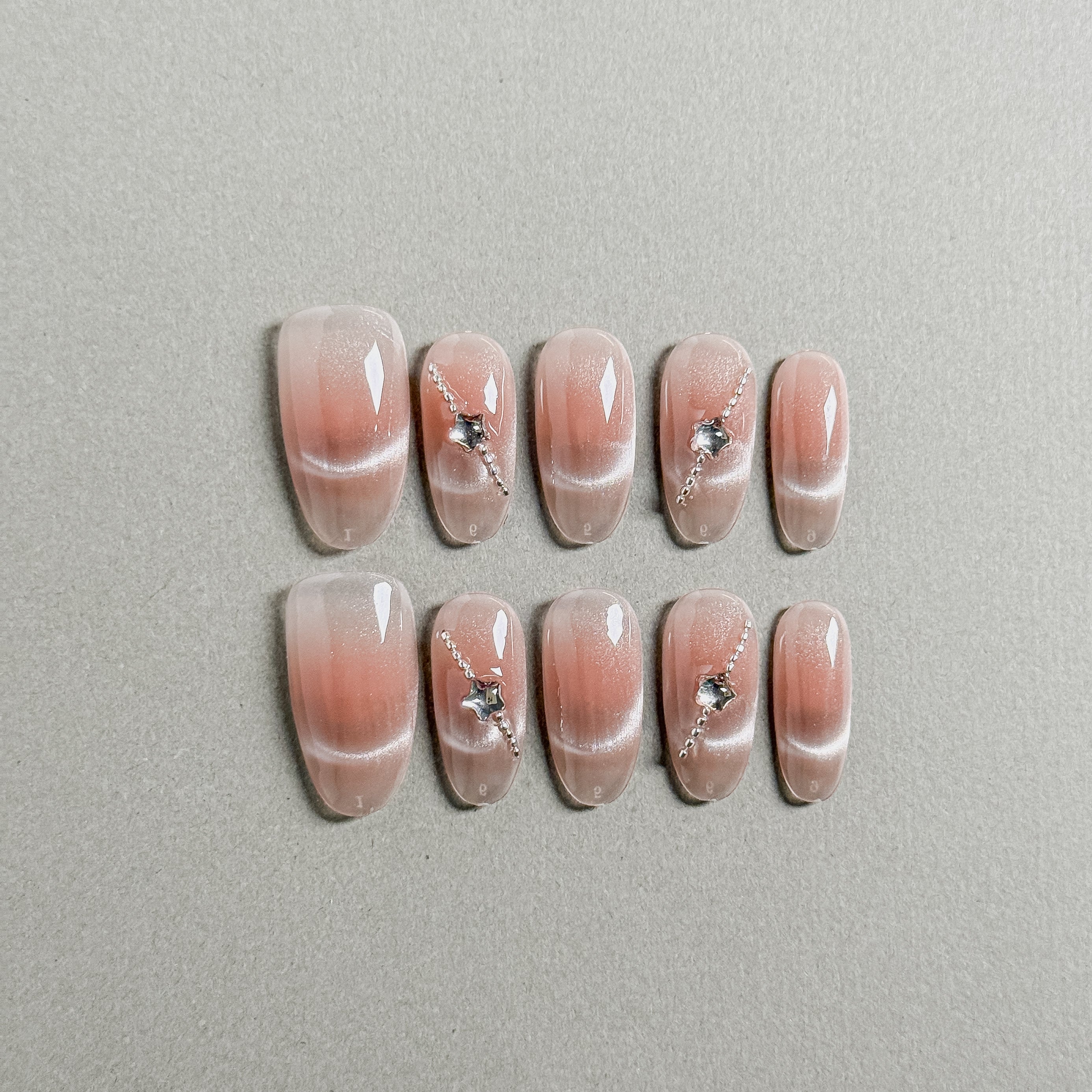Gorgeous Meteor press on nails with a soft pink gradient and delicate star chain accents, featuring Minimalist nails and Rhinestone nails, perfect for Everyday nails