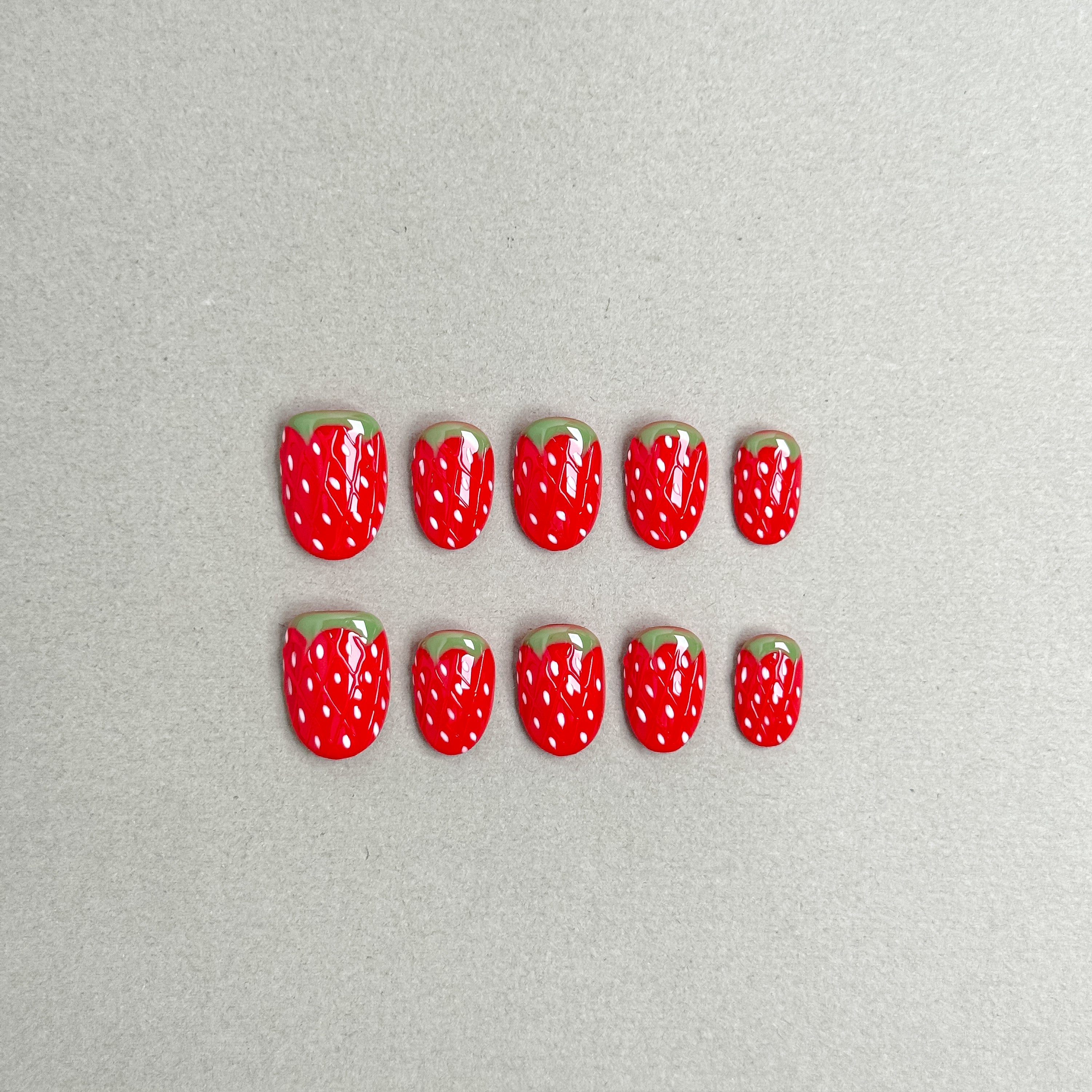 StrawberrySwing-1_fcacb4f0-ea13-49b7-b74f-21838386f811.jpg