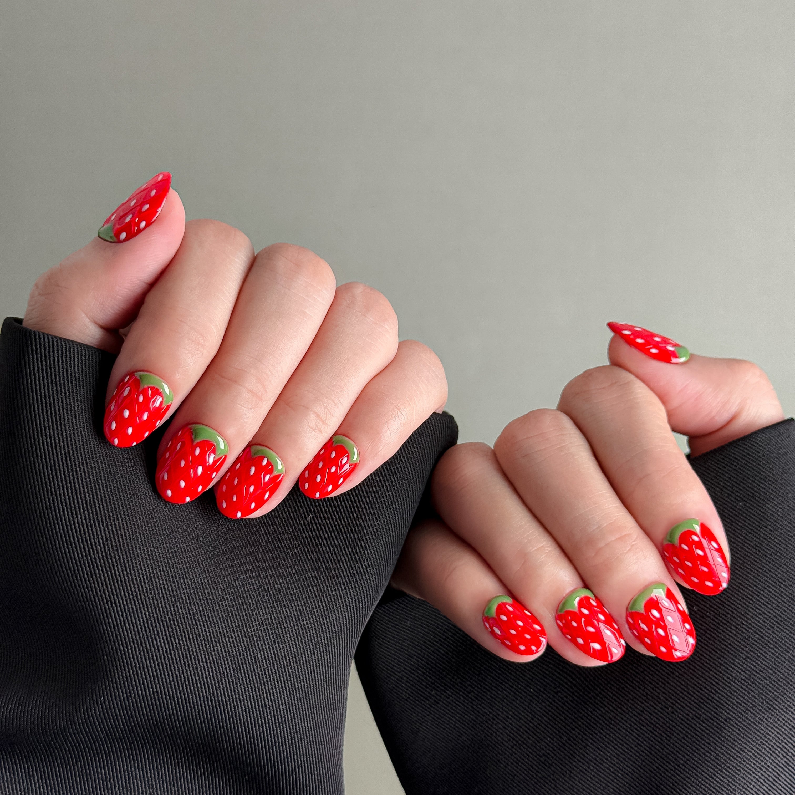 StrawberrySwing-3_34e67b9c-873e-43b6-9432-71e4346bef28.jpg