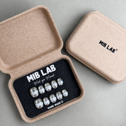 Coffret MIB LAB The Light avec press on nails premium réutilisables, kit complet, retrait à Genève et livraison en Suisse.